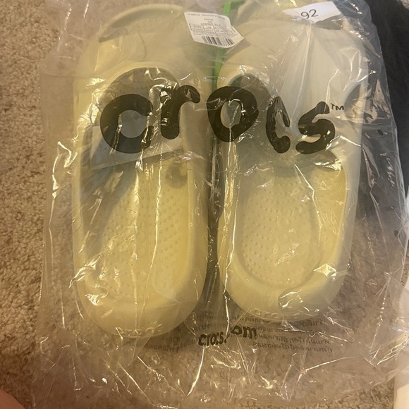 CROCS Classic LiteRide Slide in Cream main image 9